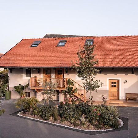 Ferienwohnungen In Der Alten Schnapsbrennerei Kolleritsch In Mureck Esterno foto